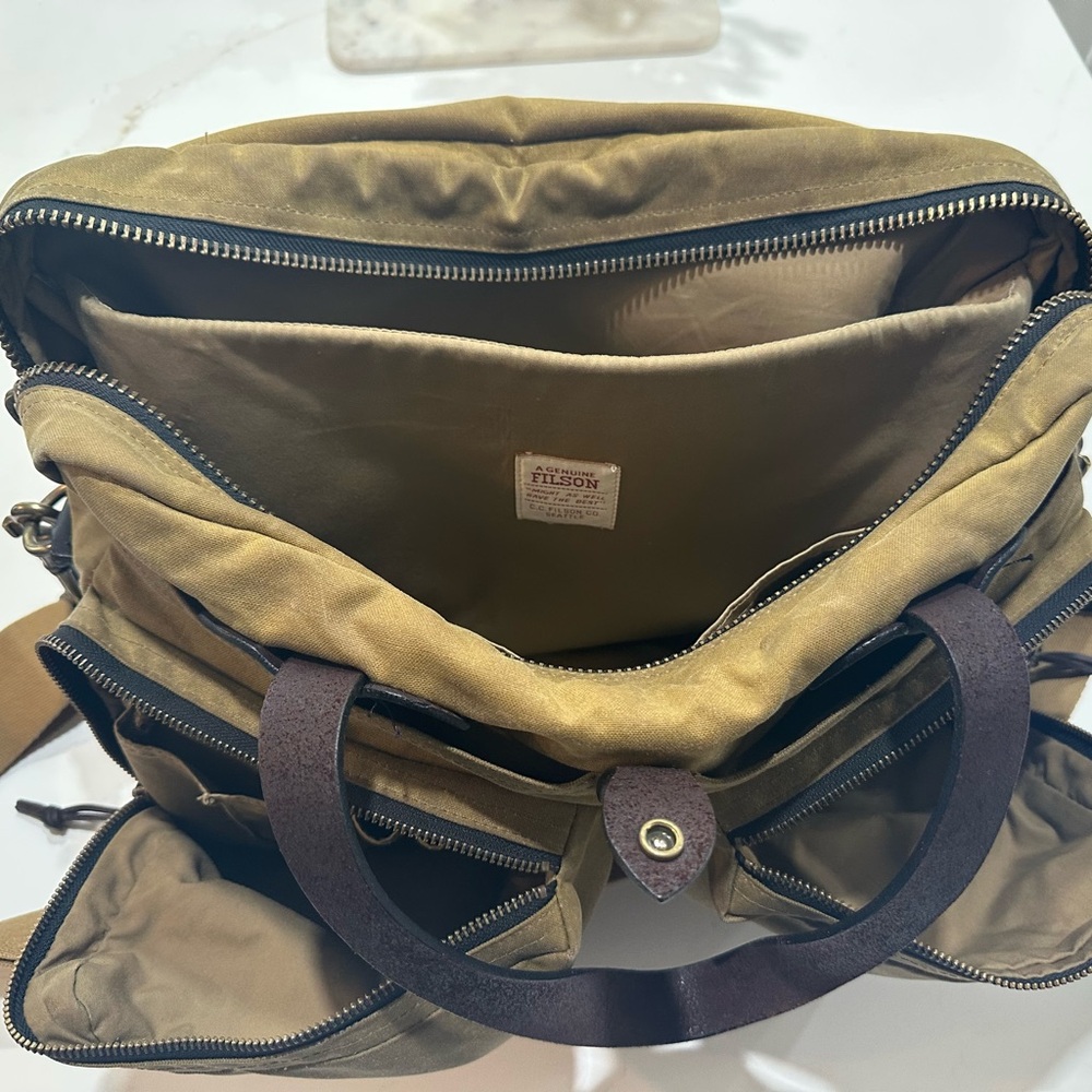 Filson 24 Hour Tin Cloth Briefcase - Picture 3 of 4